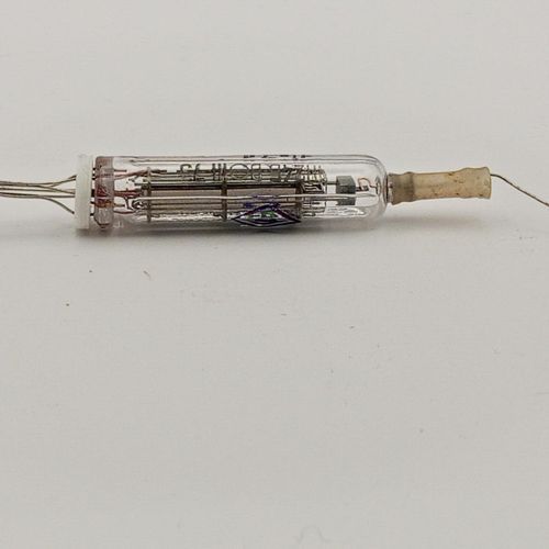 Пентод 1П24Б-В