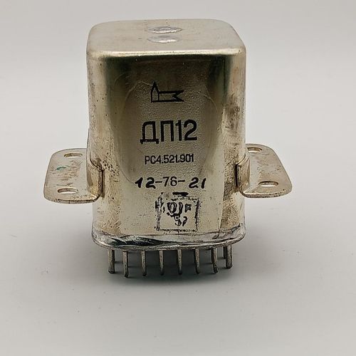 Переключатель ДП12